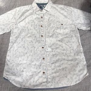 Boys Vissla sz XL short sleeve button up shirt